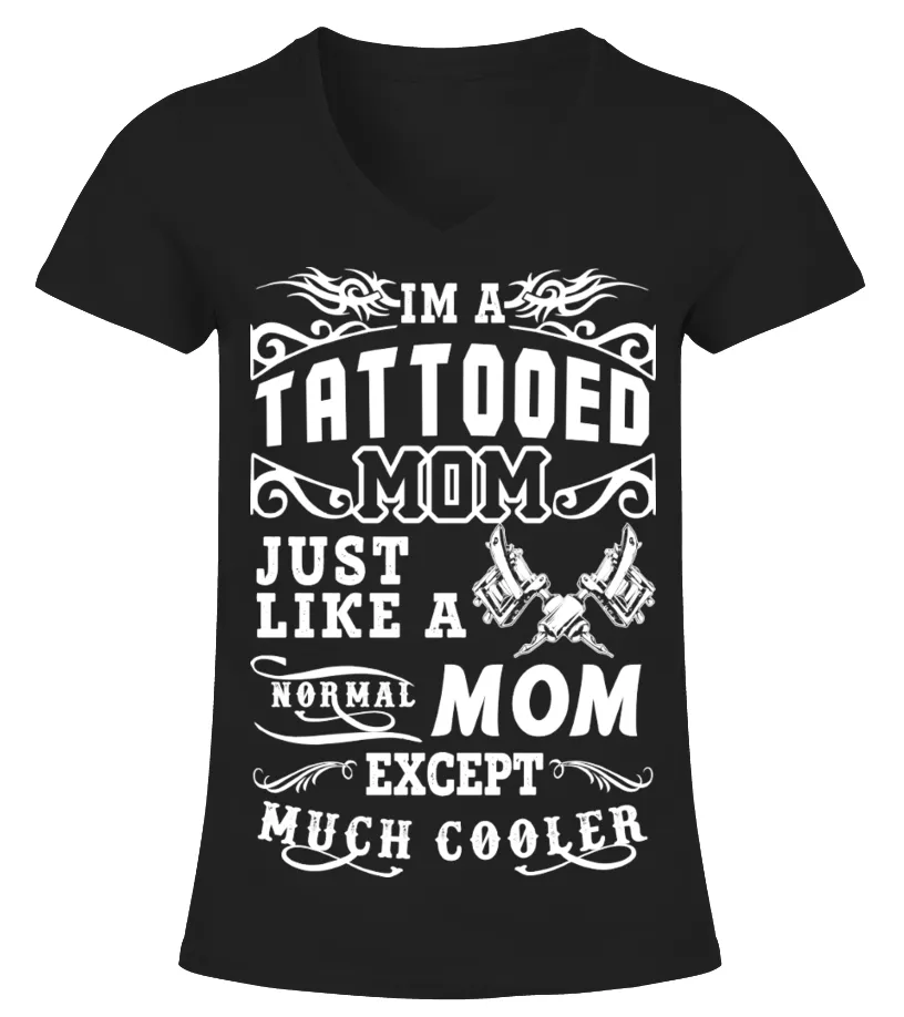 Tattooed Mom Camiseta cuello pico Mujer