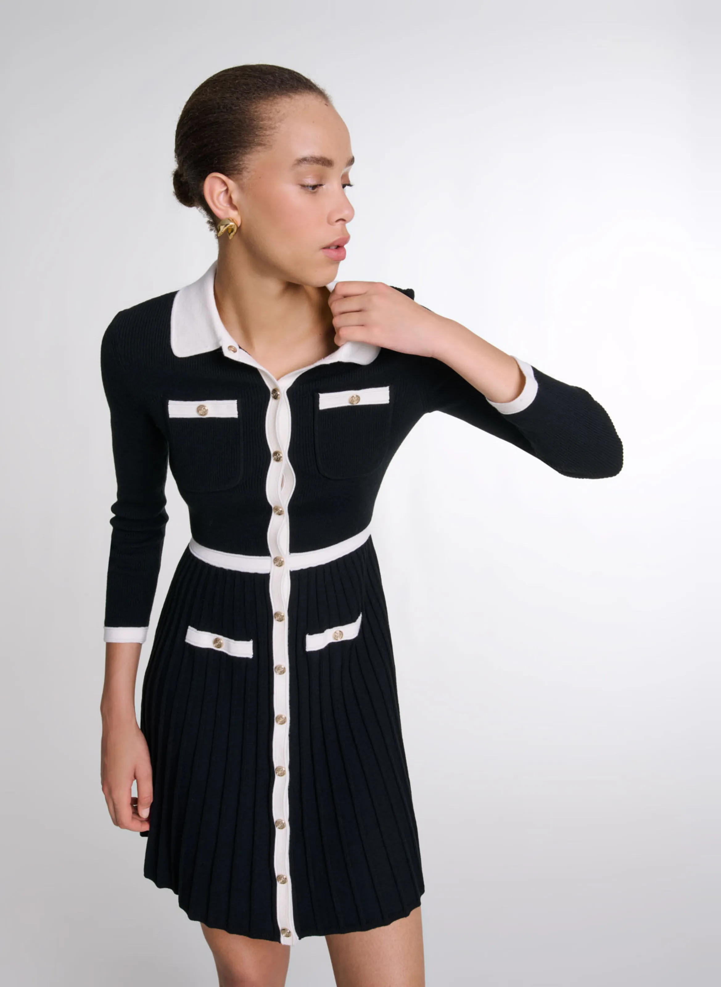 Vestido camisero corto en negro