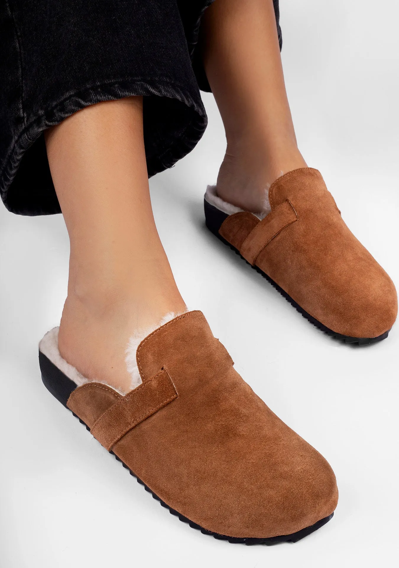 Vinci Shoes Zuecos Julie Capuccino