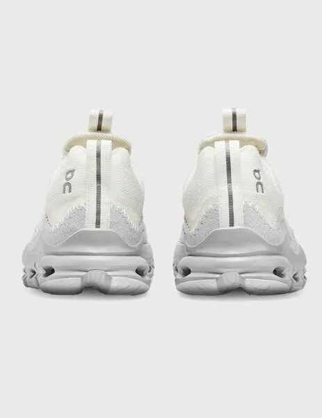 Zapatillas On Running Cloudaway blancas para mujer y niños