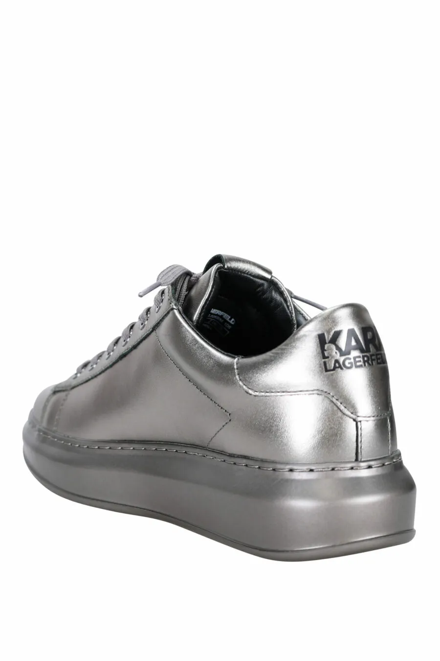 Zapatillas plateadas 